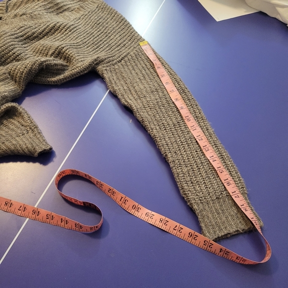 Pink Clover Wrap Front Sweater Taupe Womens Medium - Picture 13 of 16